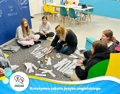 CREATIVE ENGLISH - Kreatywna szkoła języka angielskiego. Angielski dla dzieci i młodzieży Toruń. Filia CENTRUM